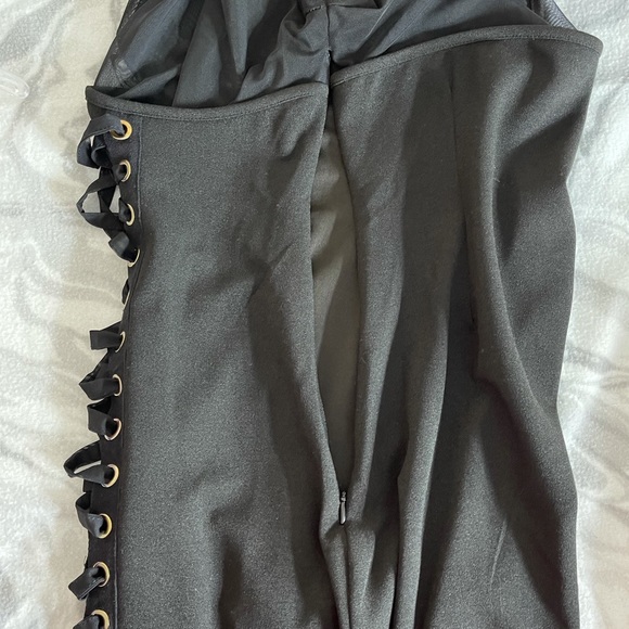 IRIS black half mesh dress size LARGE - Picture 4 of 7